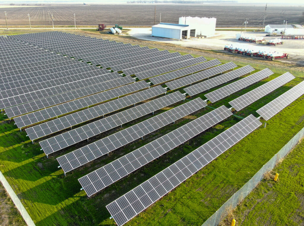  An aerial view of the Morgan Solar 4 project (3 MW) in Murrayville, IL